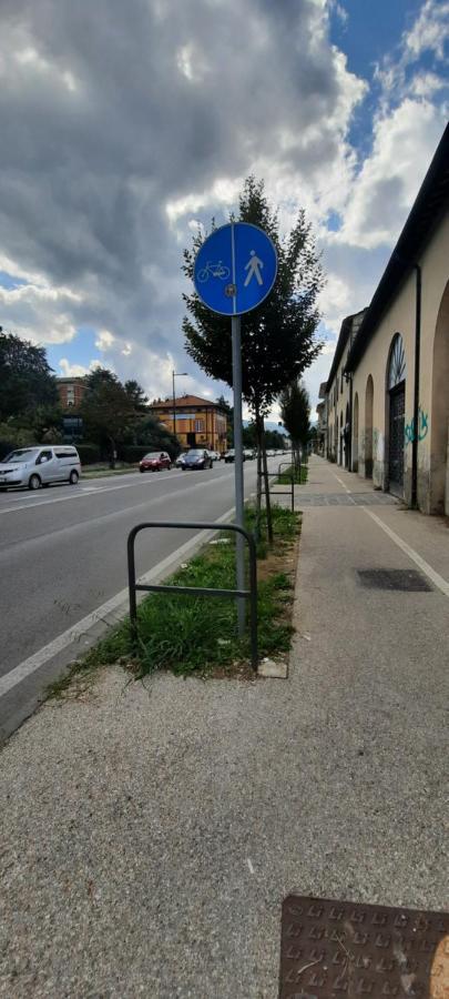 Finestra Sul Borgo Hotel Lucca Eksteriør billede